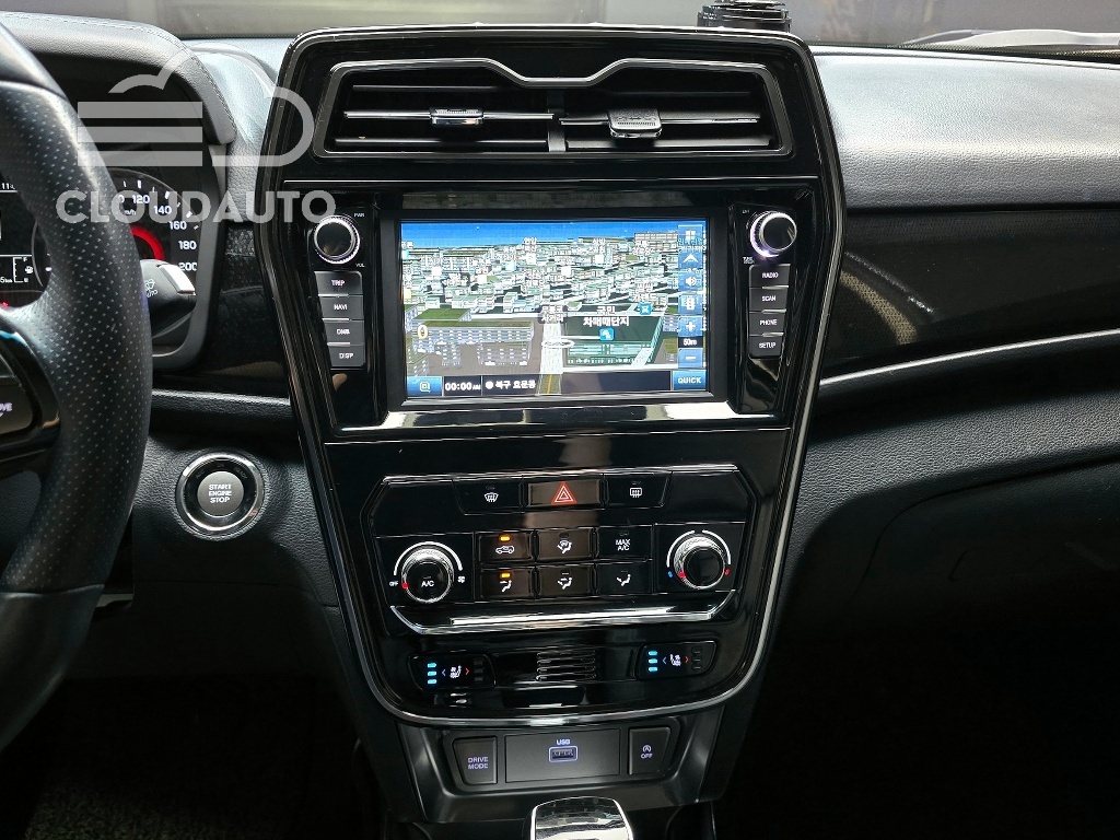 2021 SsangYong Tivoli Gasoline 1.5 2WD - Image 14