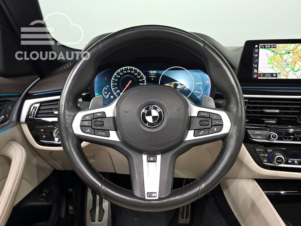 2019 BMW 5 Series 530i xDrive M Sports Plus - Image 13