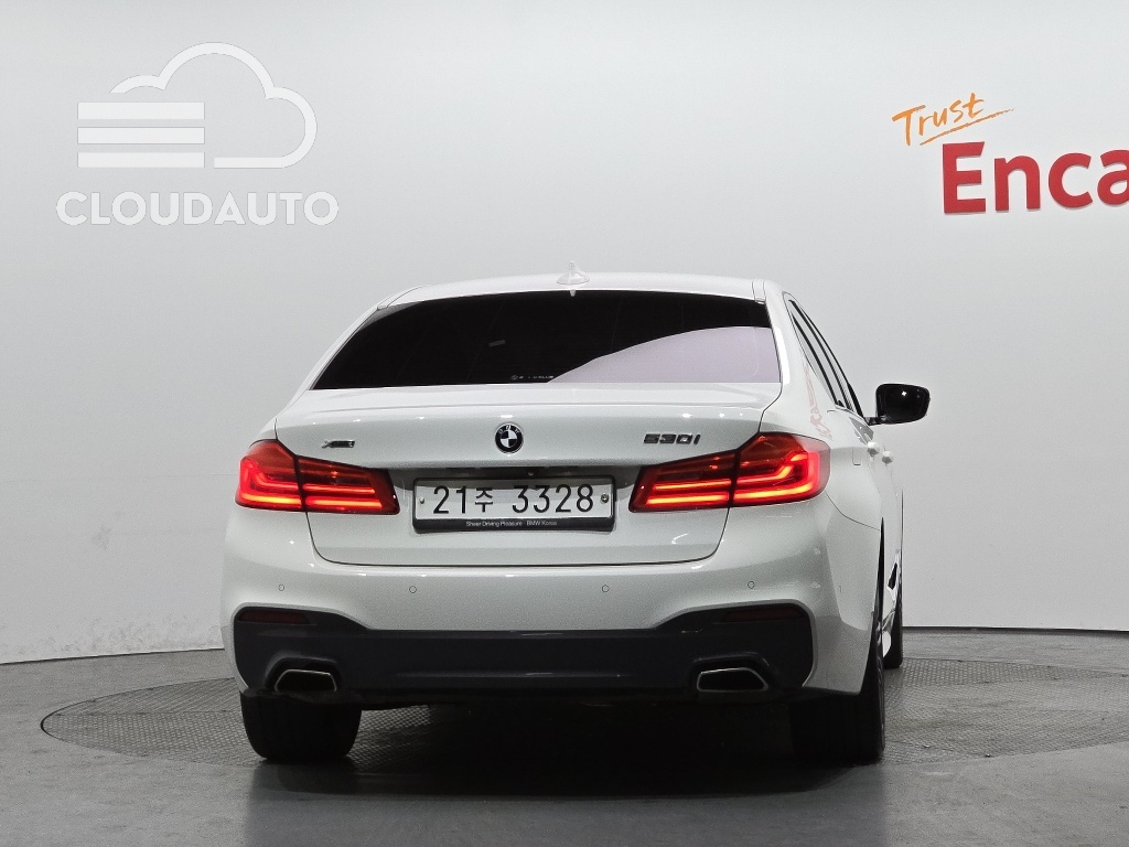 2019 BMW 5 Series 530i xDrive M Sports Plus - Image 4