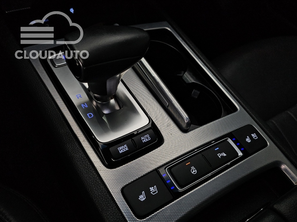 2018 Genesis G80 3.3 GDI - Image 9