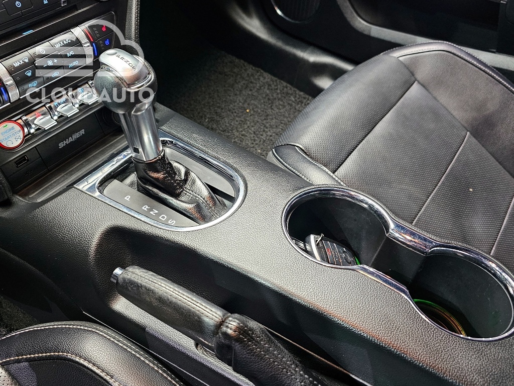 2016 Ford Mustang Coupe - Image 9