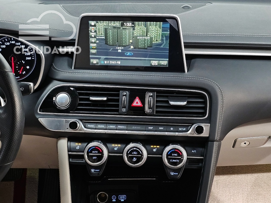 2018 Genesis G70 2.2D AWD - Image 15