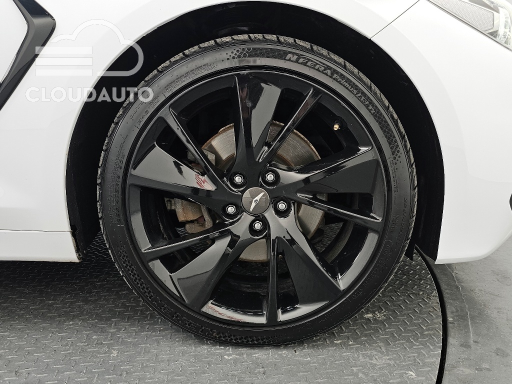 2018 Genesis G70 2.2D AWD - Image 5