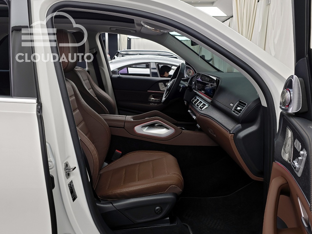 2025 Mercedes-Benz GLE GLE450 4MATIC - Image 12
