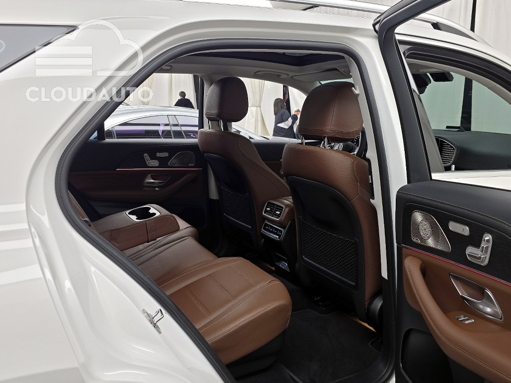 2025 Mercedes-Benz GLE GLE450 4MATIC - Image 13