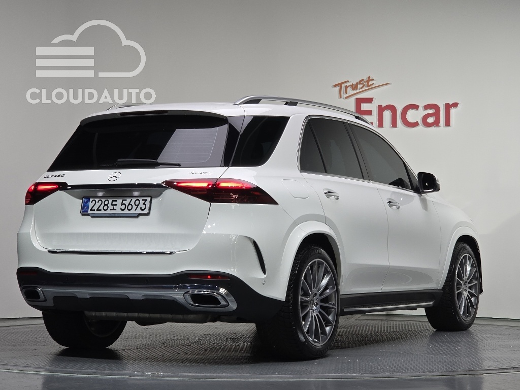 2025 Mercedes-Benz GLE GLE450 4MATIC - Image 2