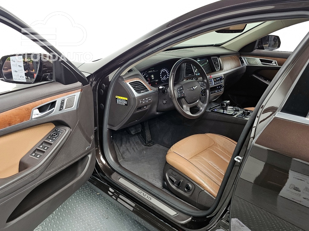 2018 Genesis G80 3.3 GDI AWD - Image 11