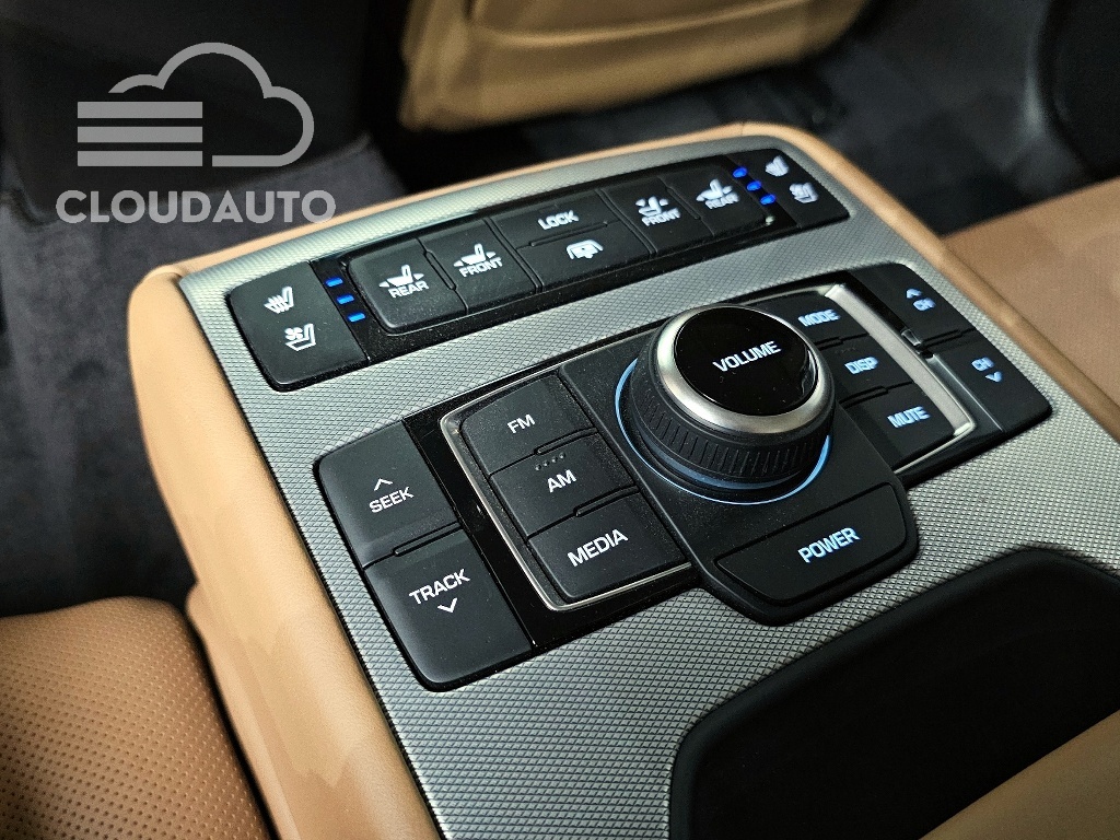 2018 Genesis G80 3.3 GDI AWD - Image 19