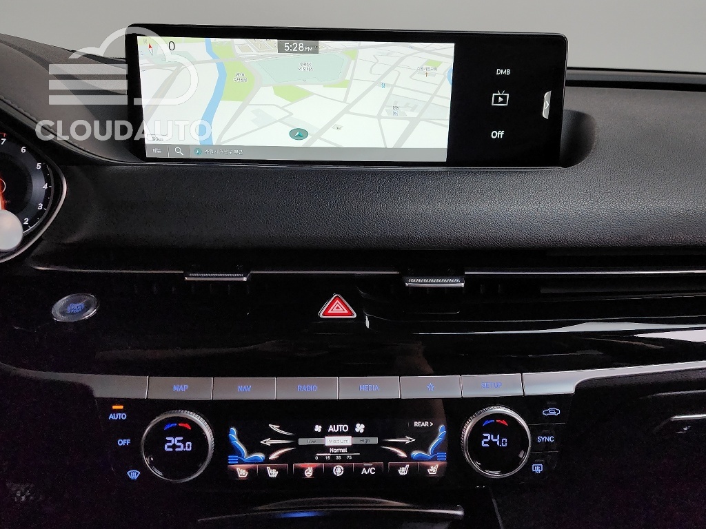 2022 Genesis G80 Gasoline 2.5 Turbo AWD - Image 14
