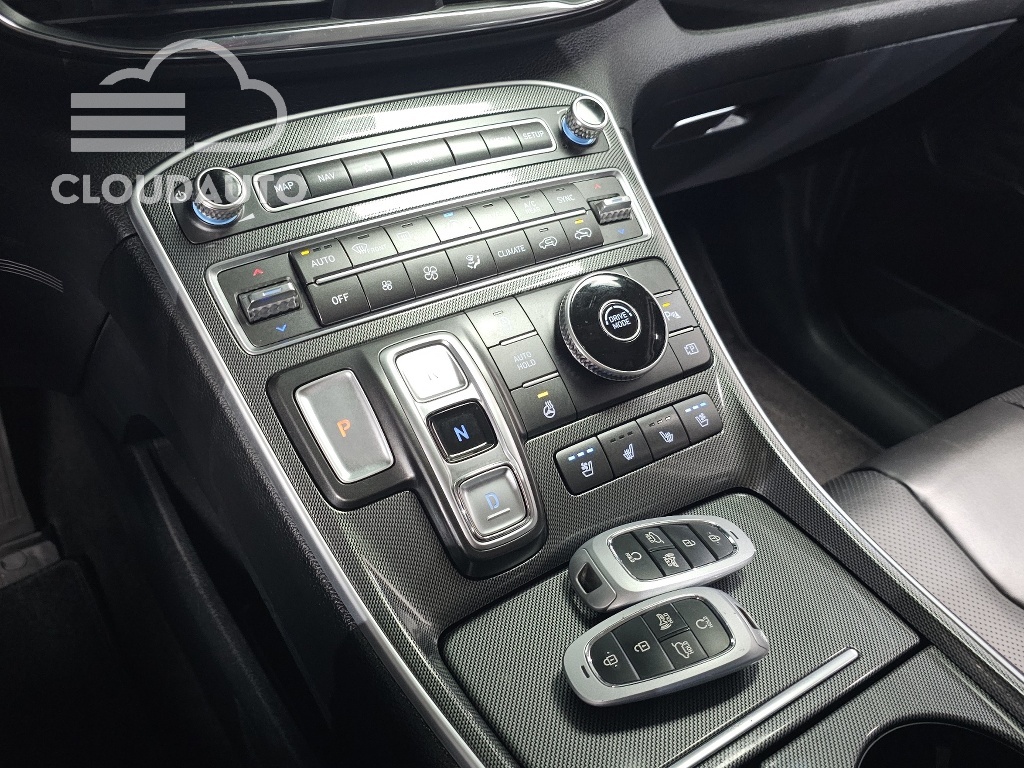 2023 Hyundai Santa Fe Diesel 2.2 2WD - Image 9