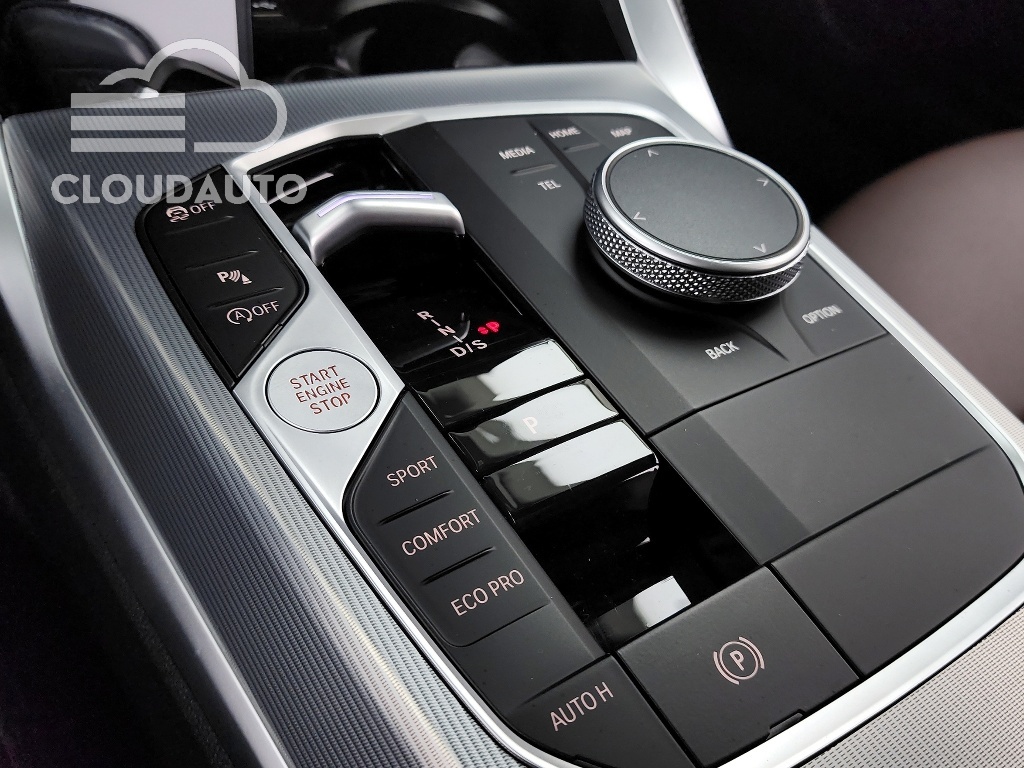 2024 BMW 4 Series 420i M Sports Coupe - Image 9