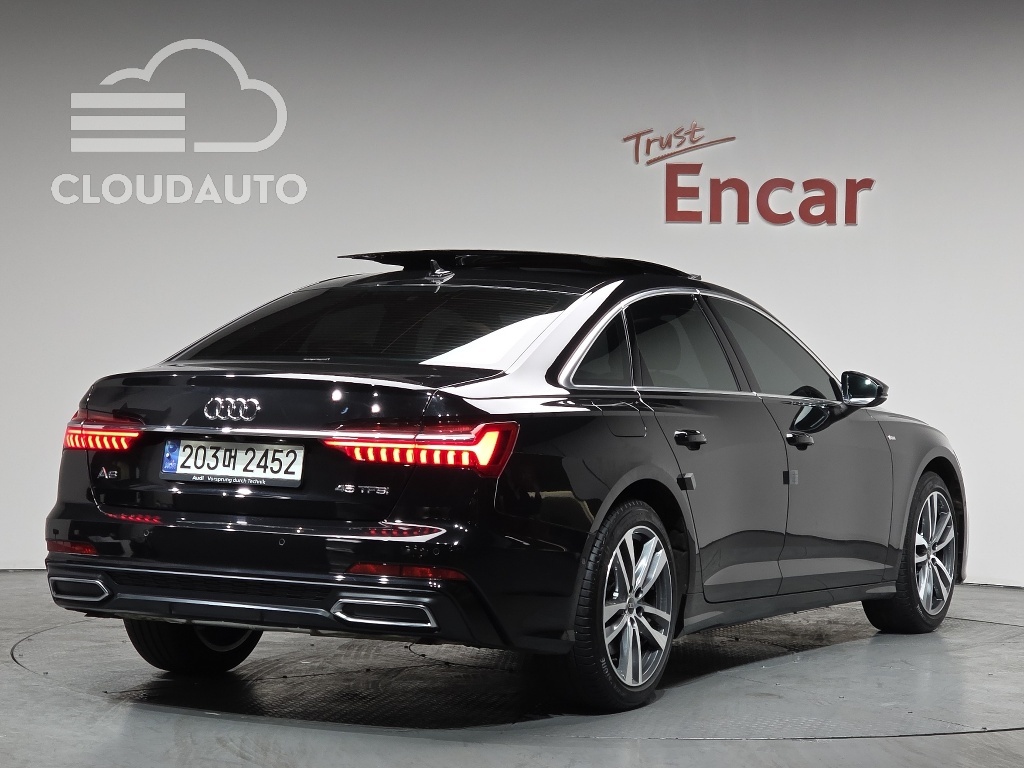 2023 Audi A6 45 TFSI Premium - Image 2