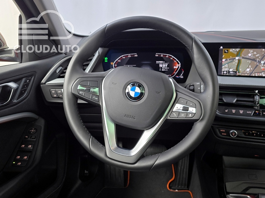 2021 BMW 1 Series 118d Sports - Image 13