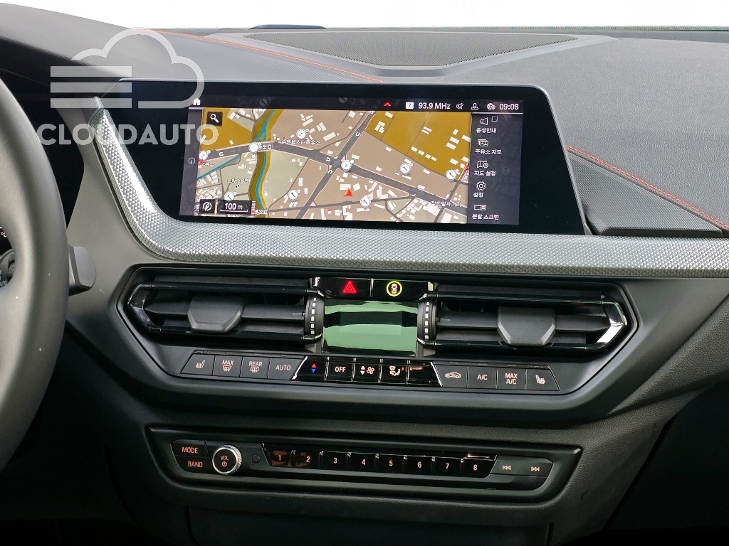 2021 BMW 1 Series 118d Sports - Image 14