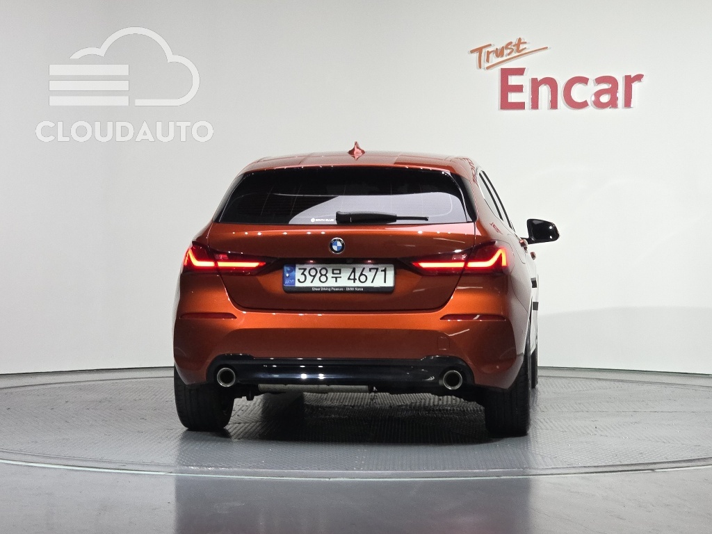2021 BMW 1 Series 118d Sports - Image 4