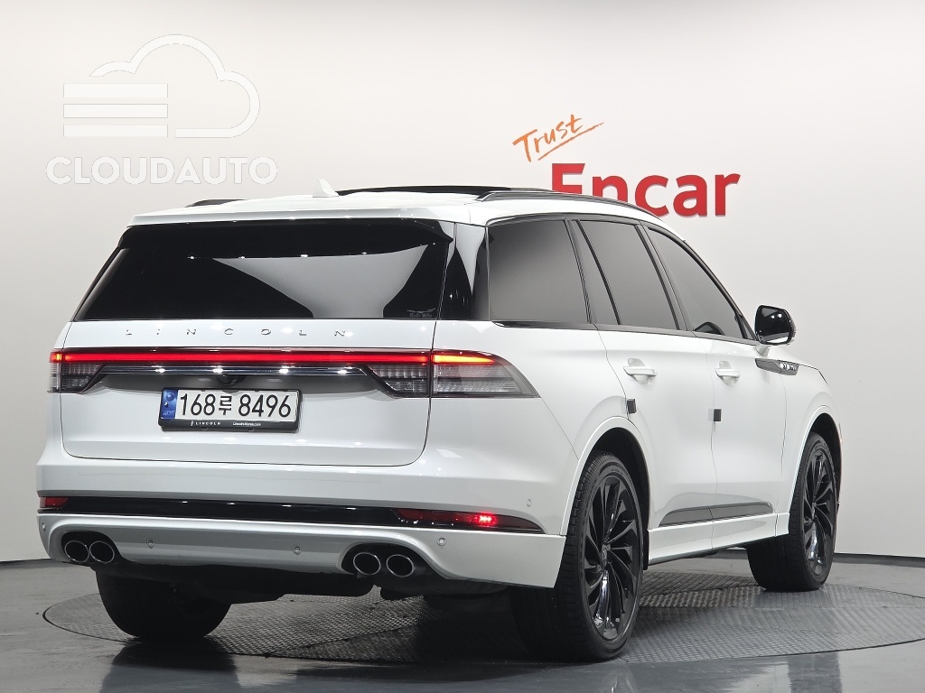 2023 Lincoln Aviator 3.0 AWD - Image 2