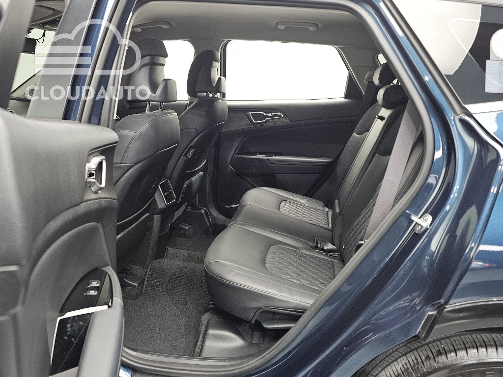 2022 Kia Sportage Gasoline 1.6 Turbo 2WD - Image 11