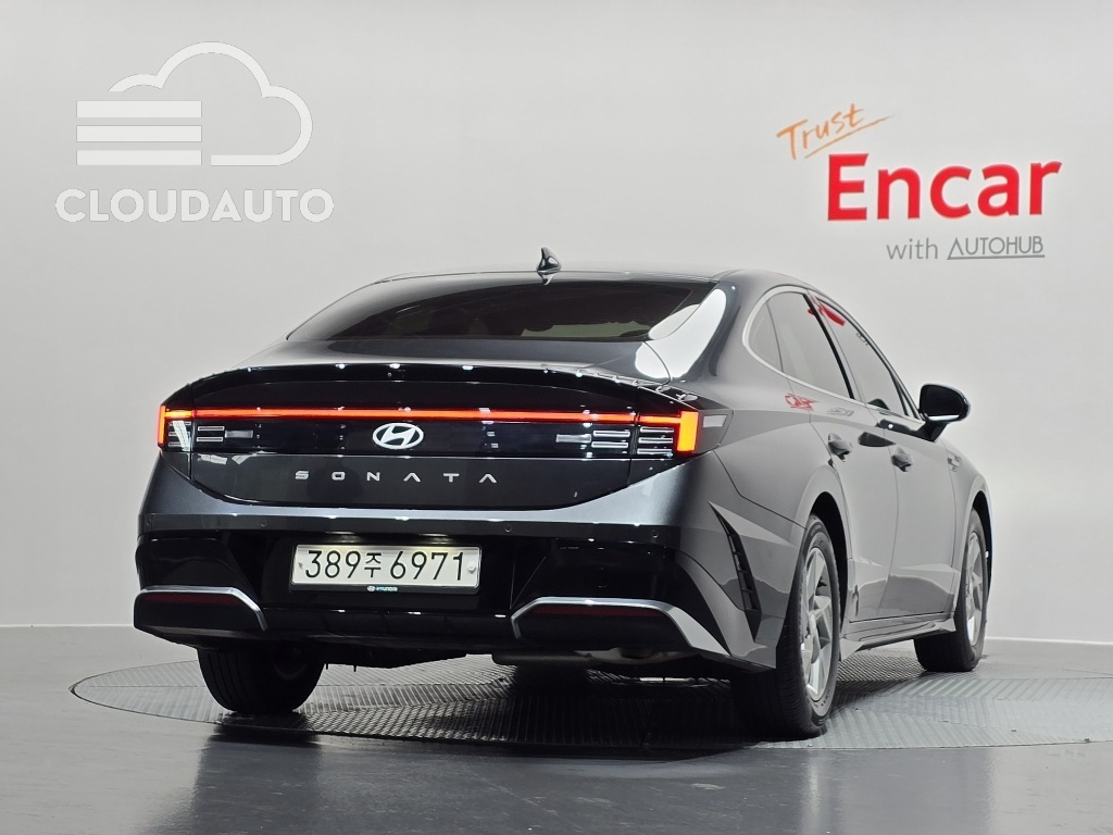 2024 Hyundai Sonata 2.0 LPG - Image 4