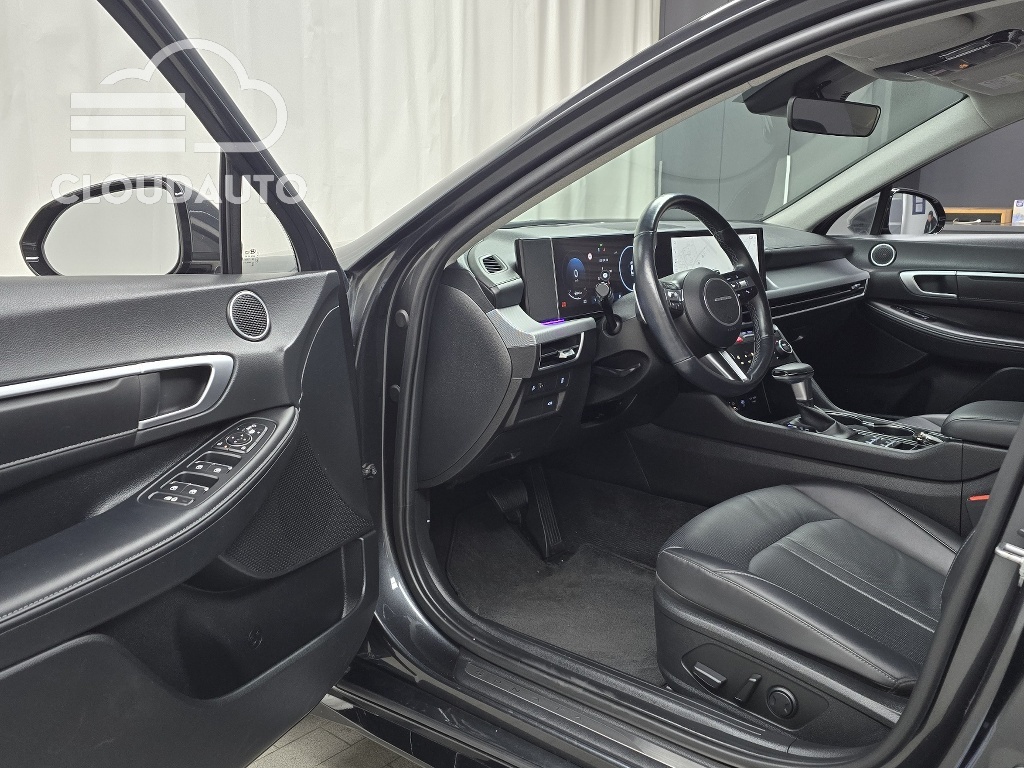 2024 Hyundai Sonata 2.0 LPG - Image 10