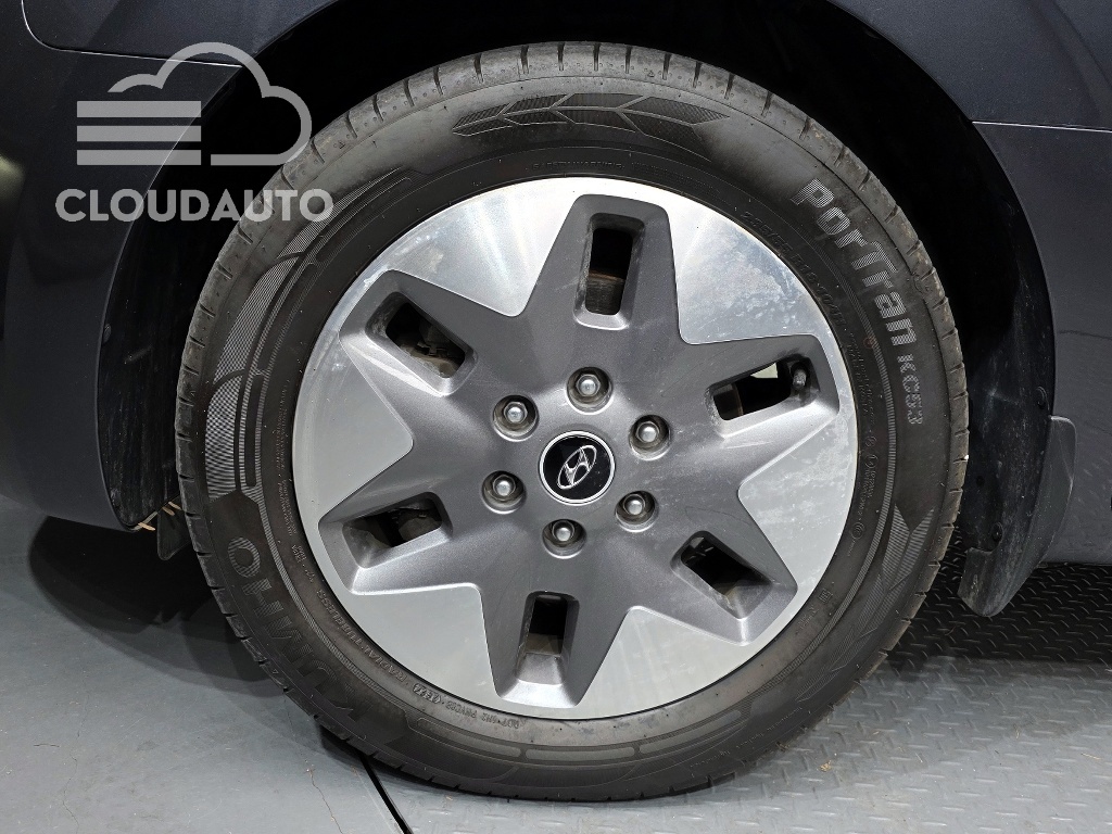 2022 Hyundai Staria L3.5 11 - Image 5