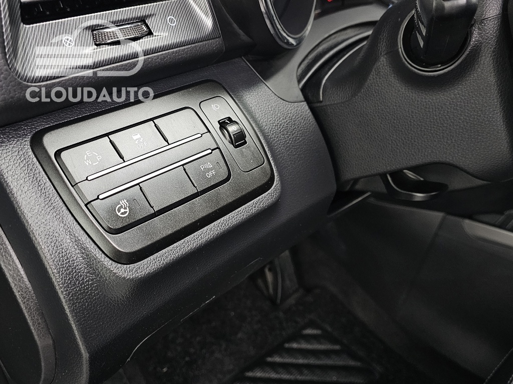 2017 SsangYong Tivoli Diesel LX 2WD - Image 13