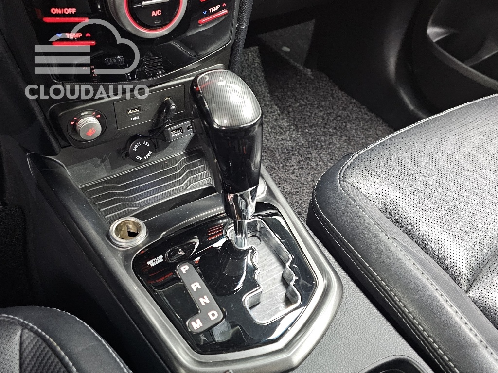 2017 SsangYong Tivoli Diesel LX 2WD - Image 9