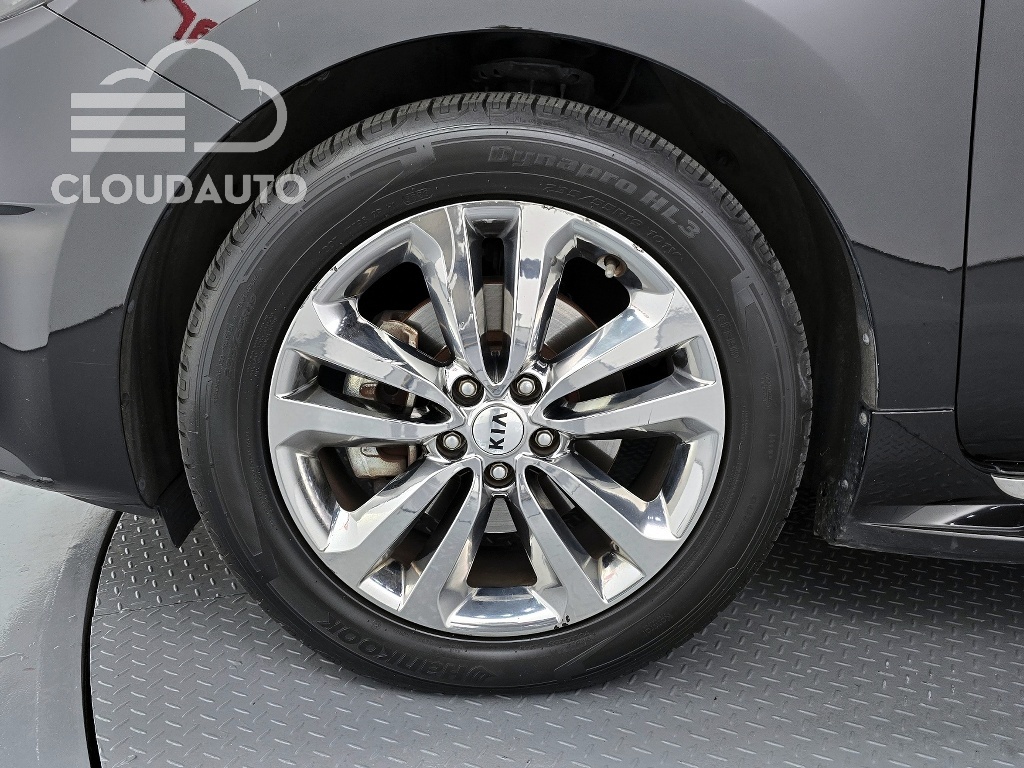2016 Kia Carnival 9 Noblesse - Image 5