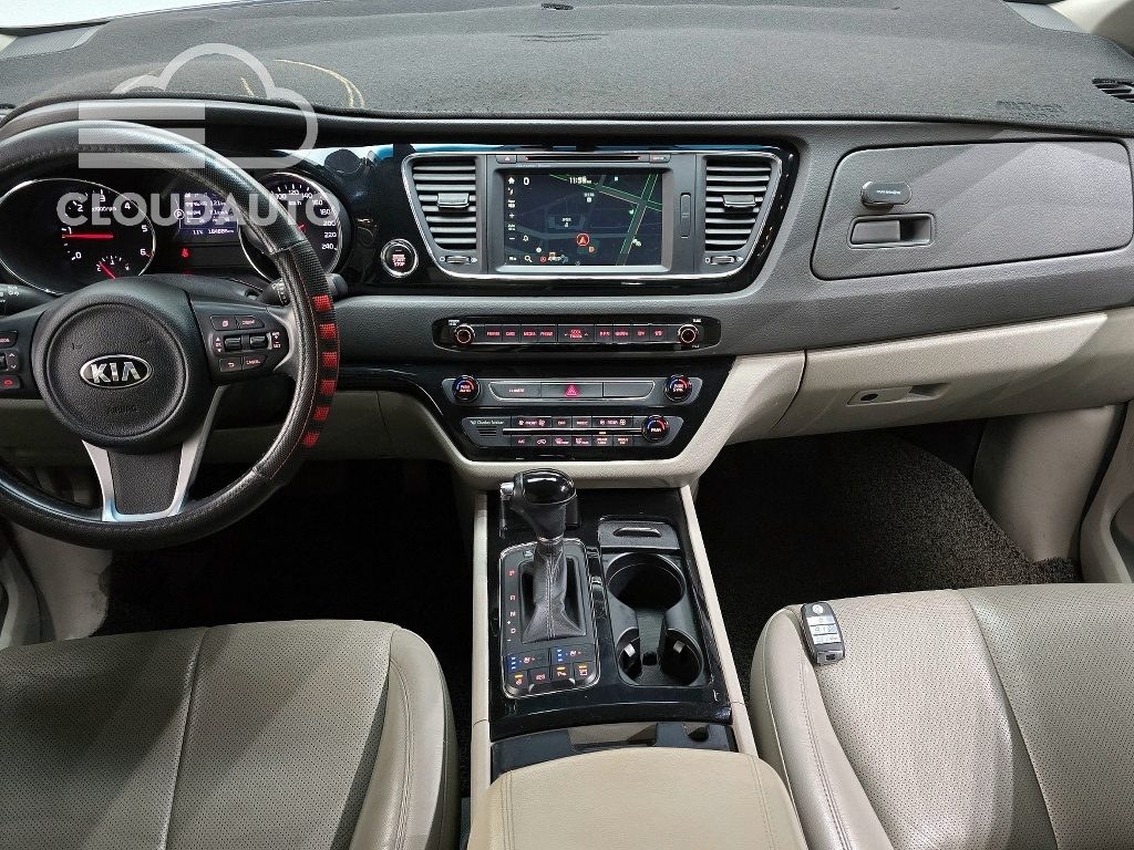 2016 Kia Carnival 9 Noblesse - Image 7