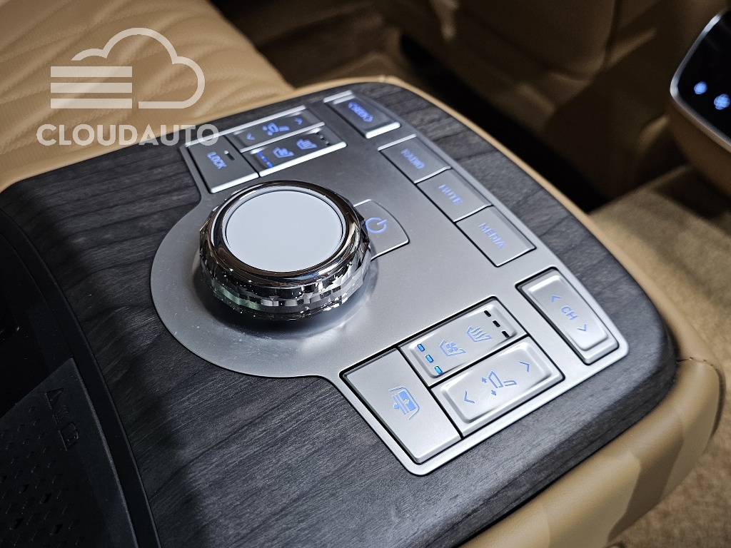 2025 Genesis G80 Gasoline 2.5 Turbo AWD - Image 19