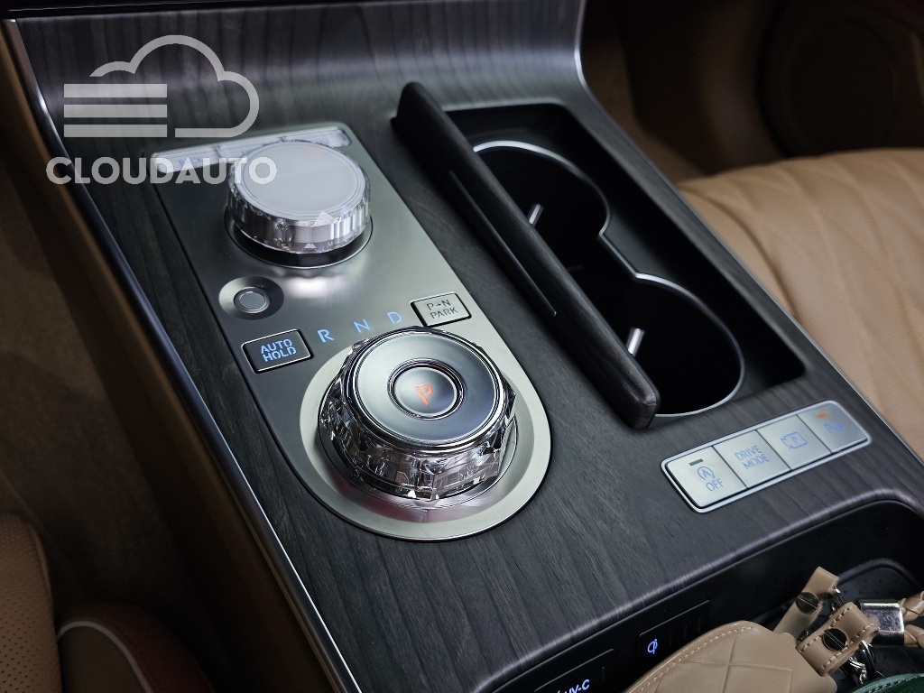 2025 Genesis G80 Gasoline 2.5 Turbo AWD - Image 9