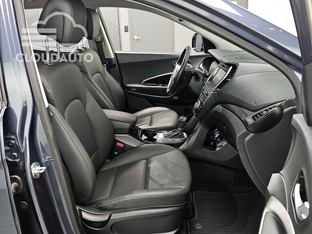 2018 Hyundai Santa Fe Diesel 2.0 2WD - Image 12