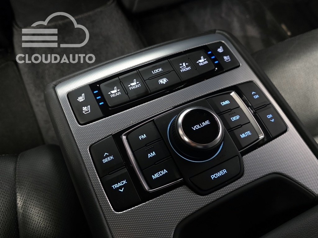 2017 Genesis G80 3.3 GDI AWD - Image 19