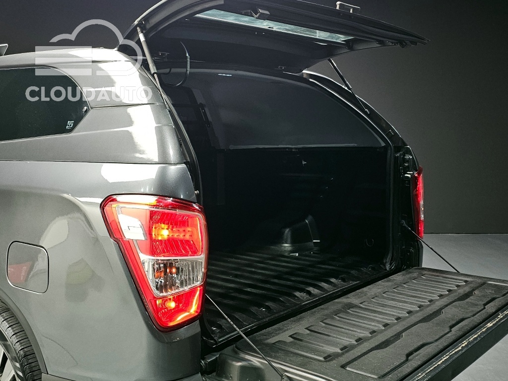 2021 SsangYong Rexton Sports Diesel 2.2 4WD - Image 20