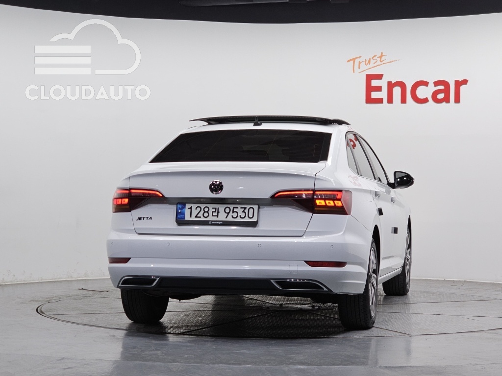 2021 Volkswagen Jetta 1.4 TSI Prestige - Image 4