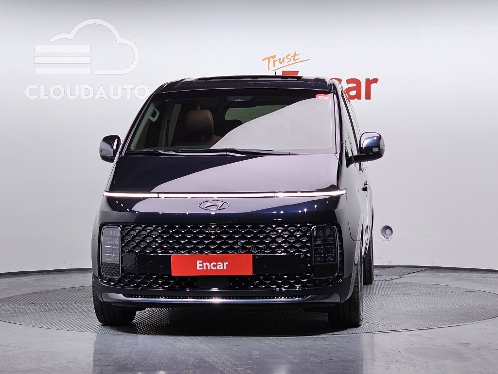 2022 Hyundai Staria 4WD 9 - Image 3