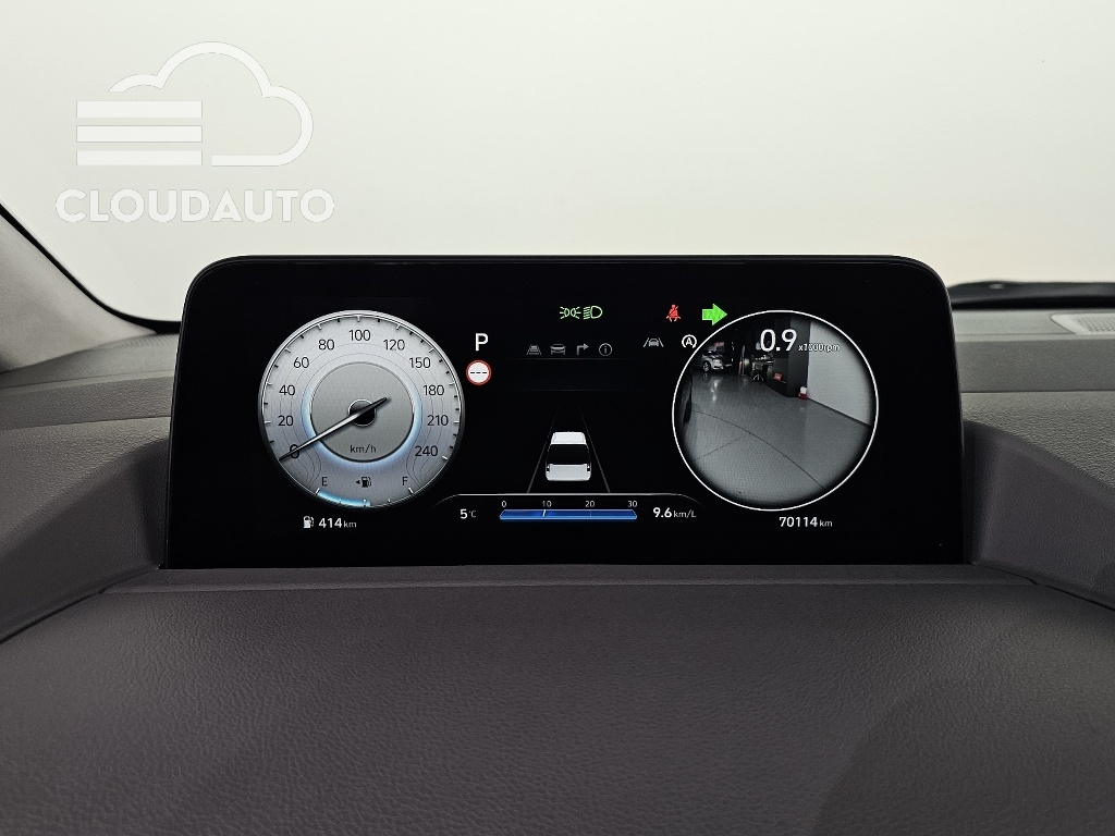 2022 Hyundai Staria 4WD 9 - Image 8