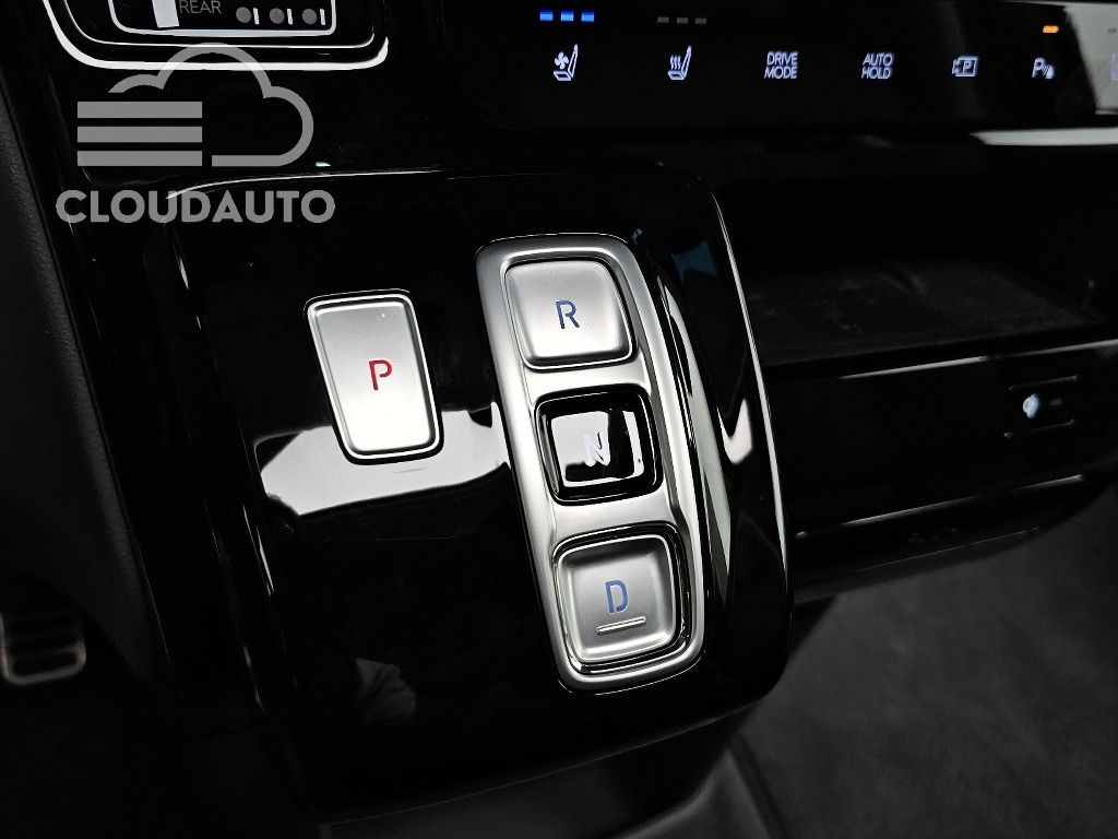 2022 Hyundai Staria 4WD 9 - Image 9