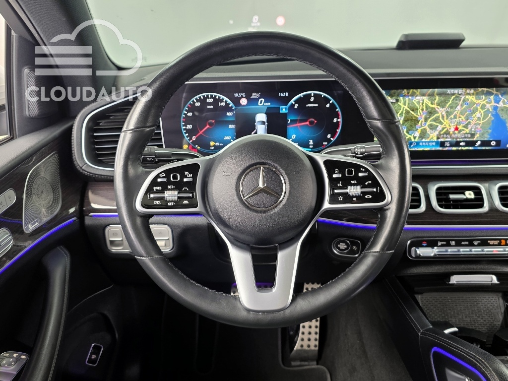 2021 Mercedes-Benz GLE GLE400d 4MATIC Coupe - Image 8