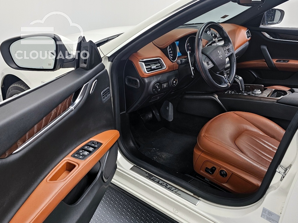 2020 Maserati Ghibli 3.0 - Image 11