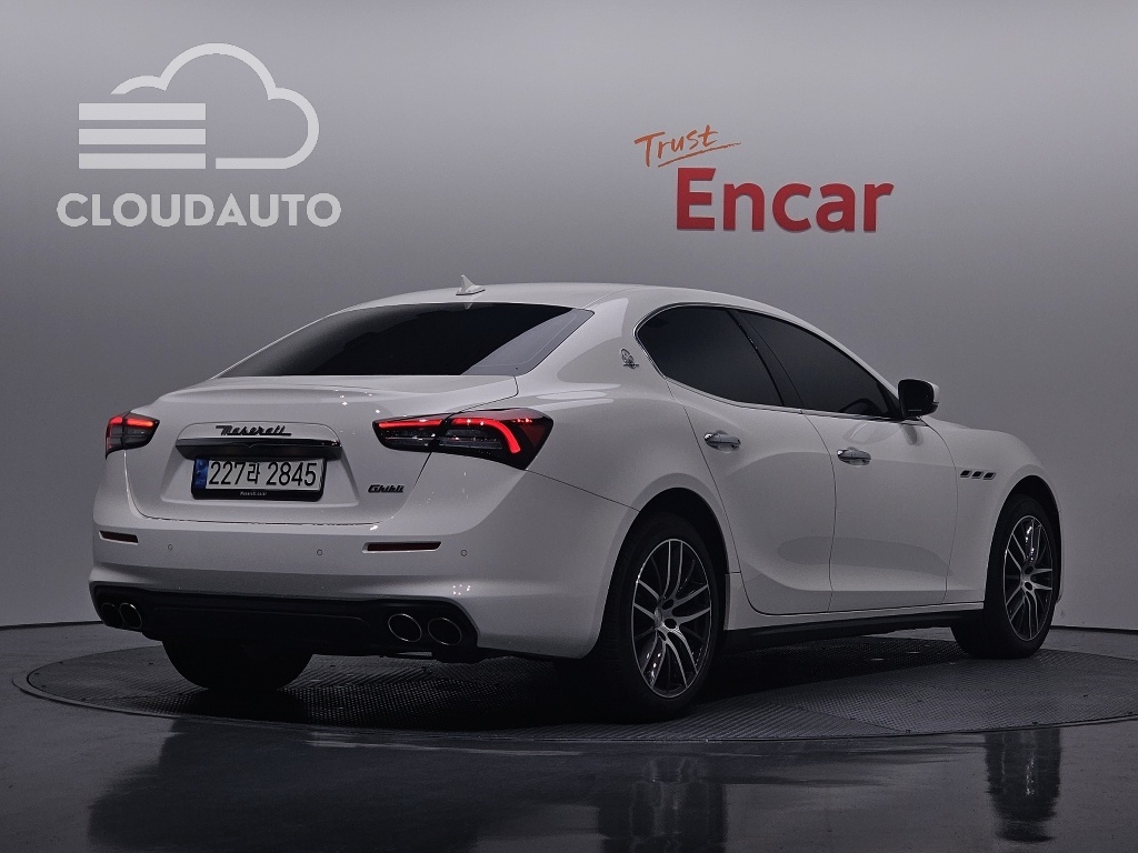 2020 Maserati Ghibli 3.0 - Image 2