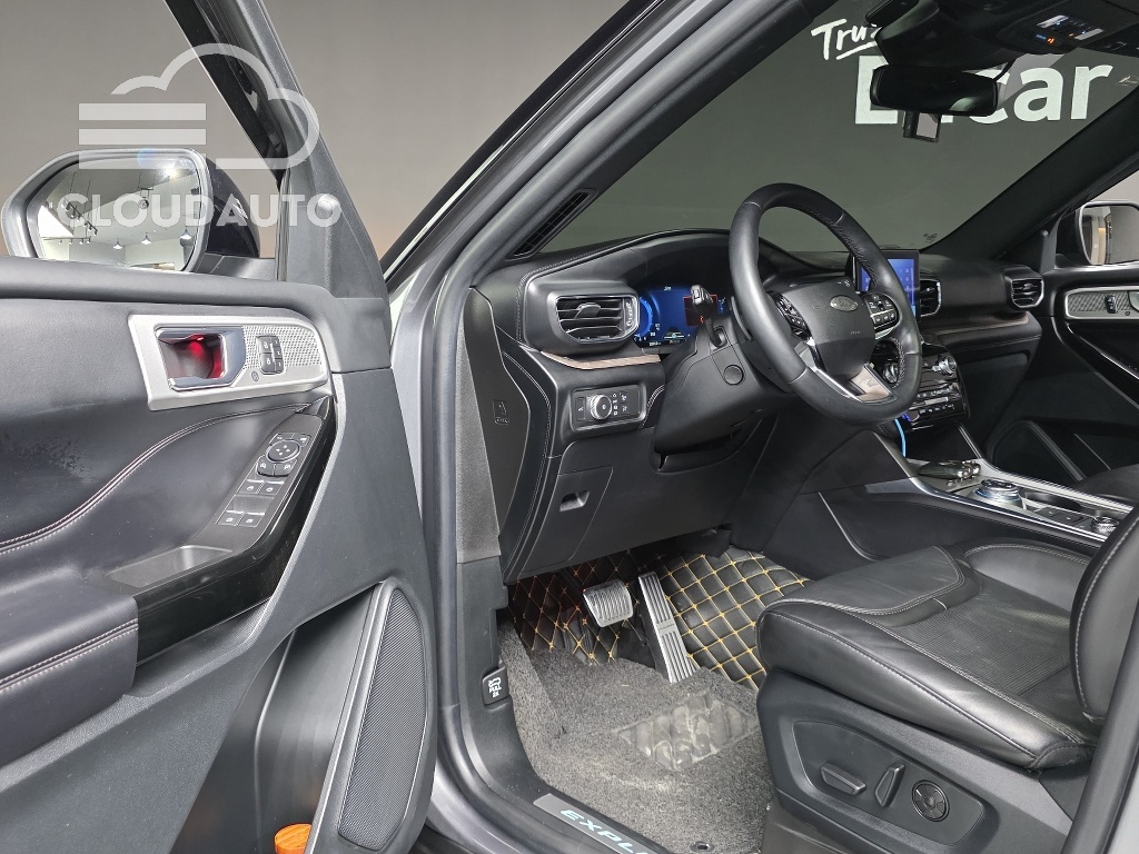2021 Ford Explorer 3.0 4WD - Image 12