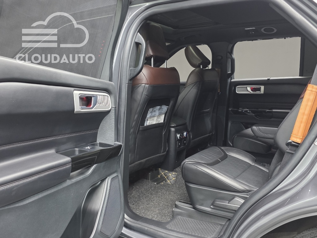 2021 Ford Explorer 3.0 4WD - Image 17