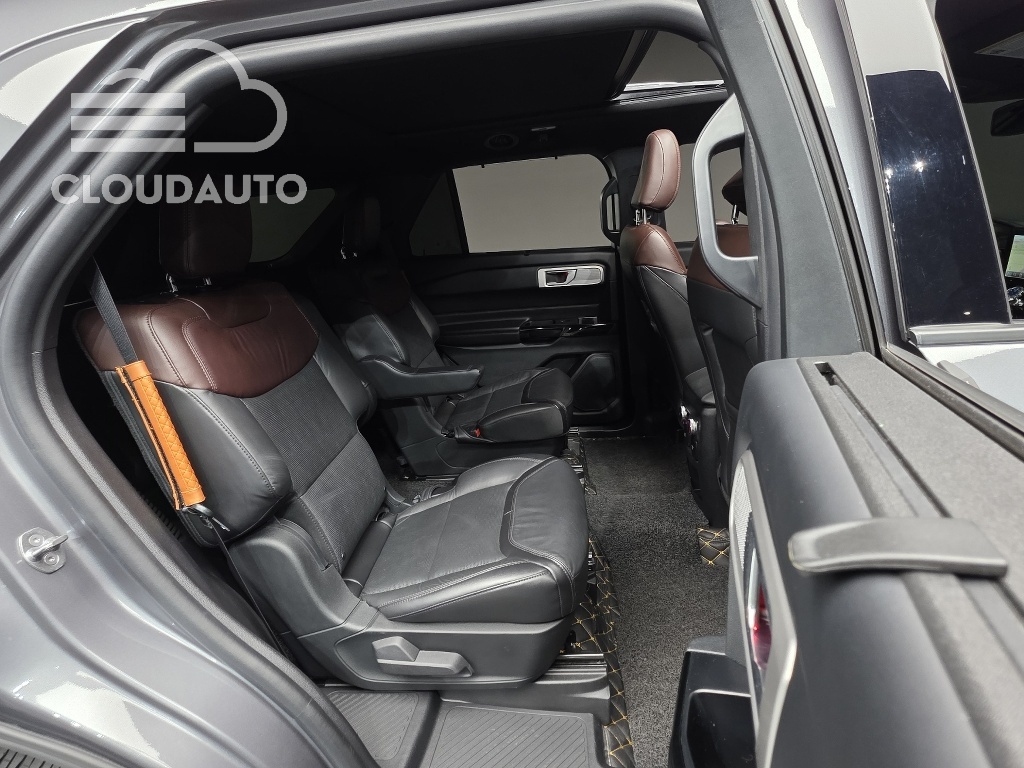2021 Ford Explorer 3.0 4WD - Image 19