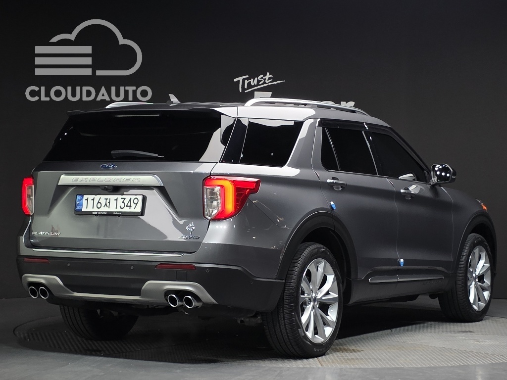 2021 Ford Explorer 3.0 4WD - Image 2