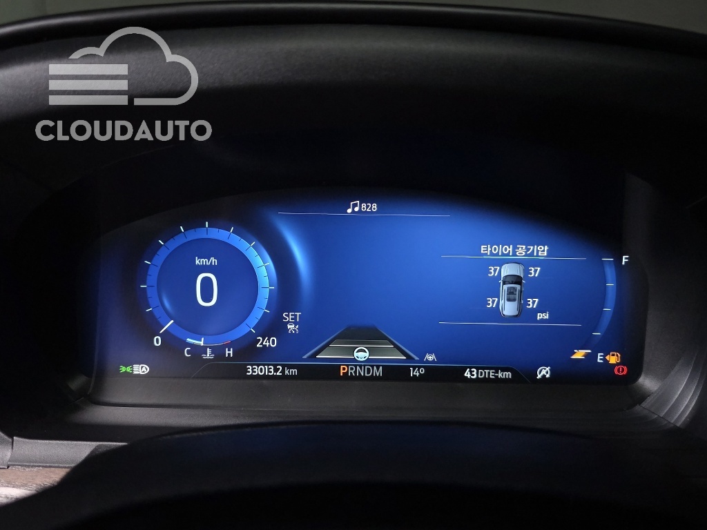 2021 Ford Explorer 3.0 4WD - Image 8