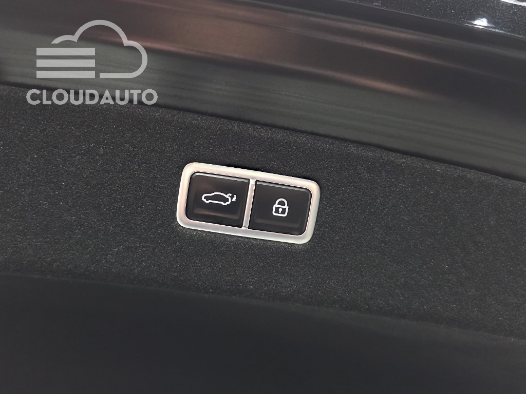 2022 Genesis G90 Gasoline 3.5 Turbo e-S/C AWD LWB - Image 20