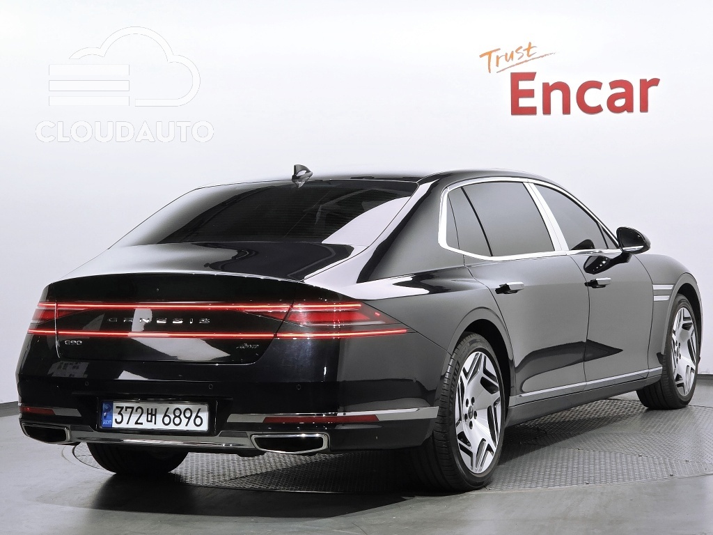 2022 Genesis G90 Gasoline 3.5 Turbo e-S/C AWD LWB - Image 2