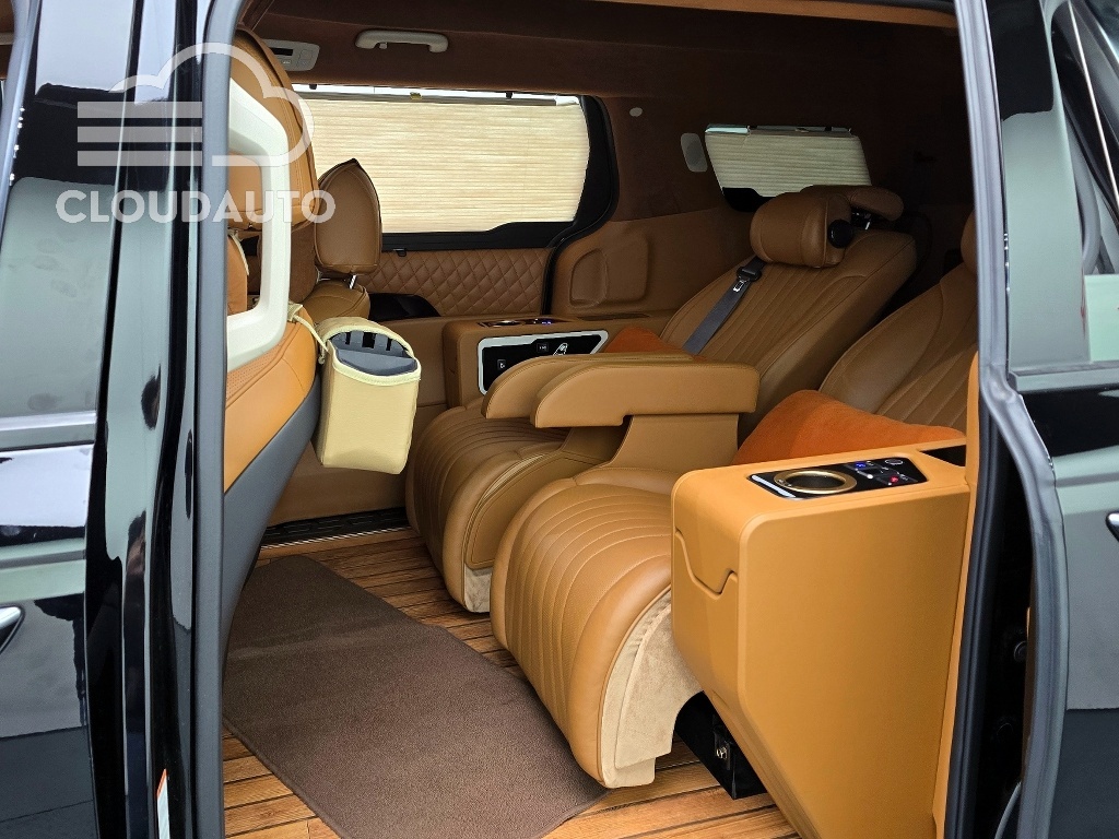 2021 Kia Carnival Gasoline 9 - Image 12