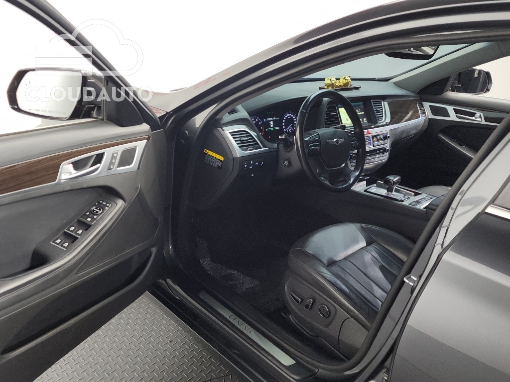 2018 Genesis G80 3.3 GDI AWD - Image 10
