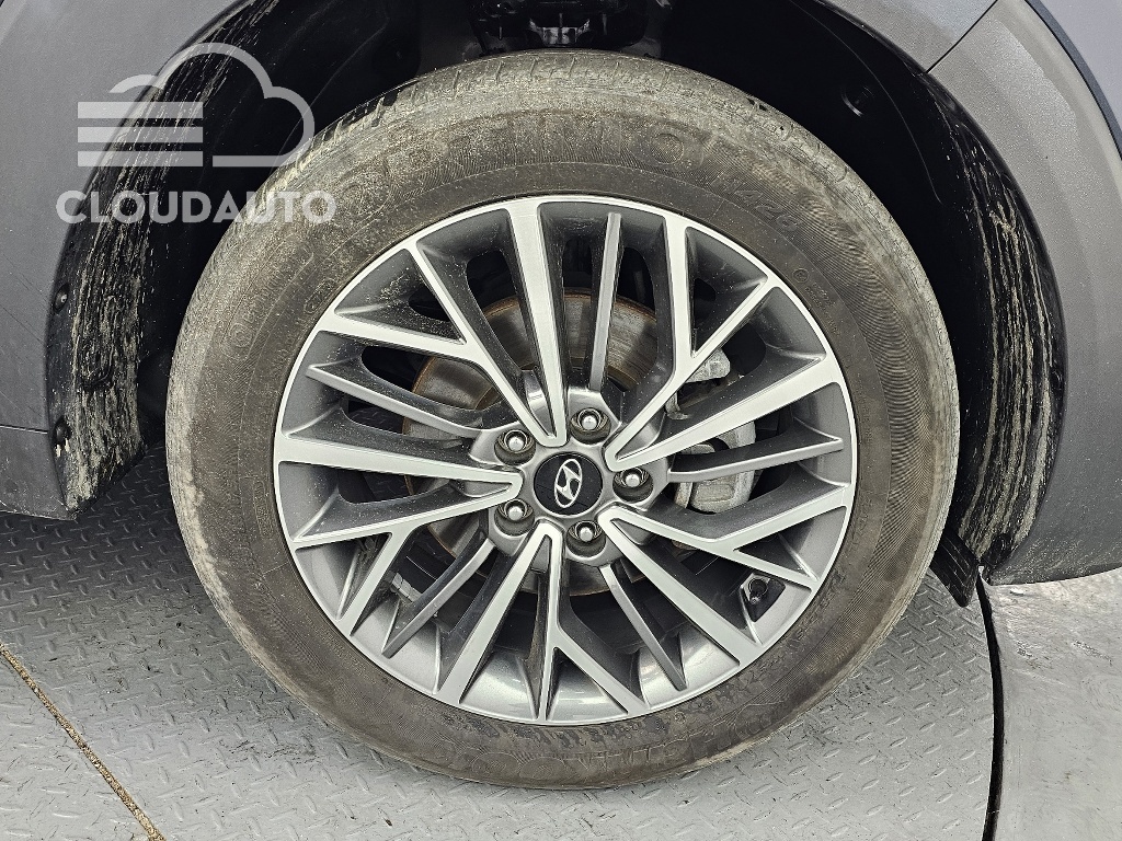 2019 Hyundai Tucson Diesel 1.6 4WD - Image 5